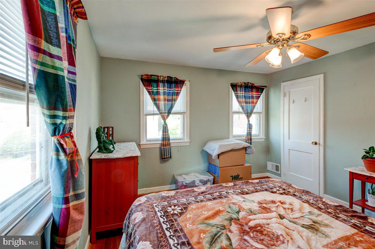 11937 Bluhill Road Silver Spring, MD 20902 - Photo 32 of 33