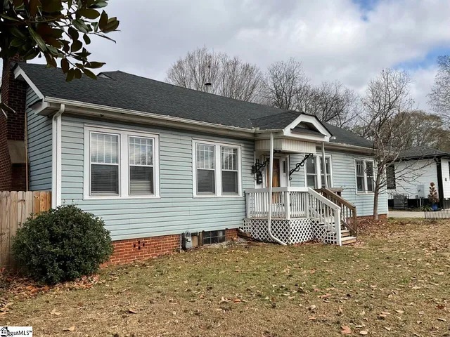 $199,900 | 101 East Blue Ridge Drive, Greenville, SC 29609