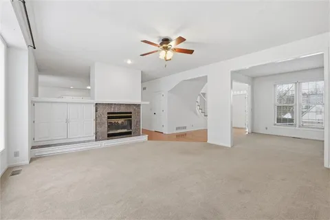 $565,000 | 7621 Lichtenauer Drive, Shawnee, KS 66217