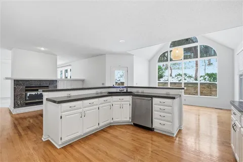 $565,000 | 7621 Lichtenauer Drive, Shawnee, KS 66217