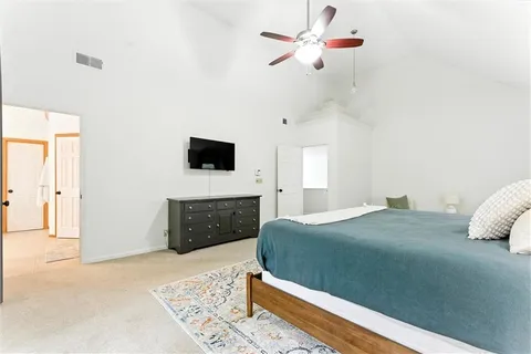 $565,000 | 7621 Lichtenauer Drive, Shawnee, KS 66217