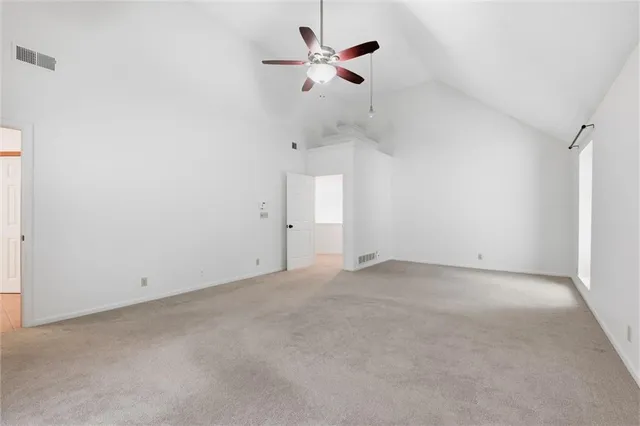 $565,000 | 7621 Lichtenauer Drive, Shawnee, KS 66217