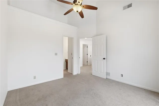 $565,000 | 7621 Lichtenauer Drive, Shawnee, KS 66217