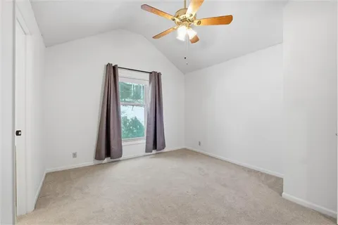 $565,000 | 7621 Lichtenauer Drive, Shawnee, KS 66217