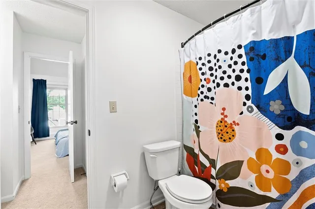 $565,000 | 7621 Lichtenauer Drive, Shawnee, KS 66217