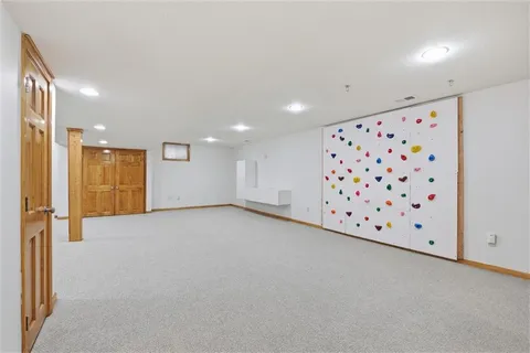 $565,000 | 7621 Lichtenauer Drive, Shawnee, KS 66217