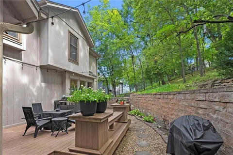 $565,000 | 7621 Lichtenauer Drive, Shawnee, KS 66217