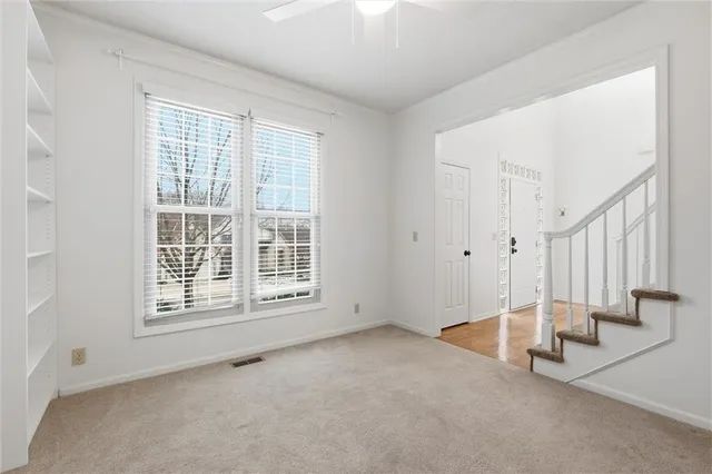 $565,000 | 7621 Lichtenauer Drive, Shawnee, KS 66217