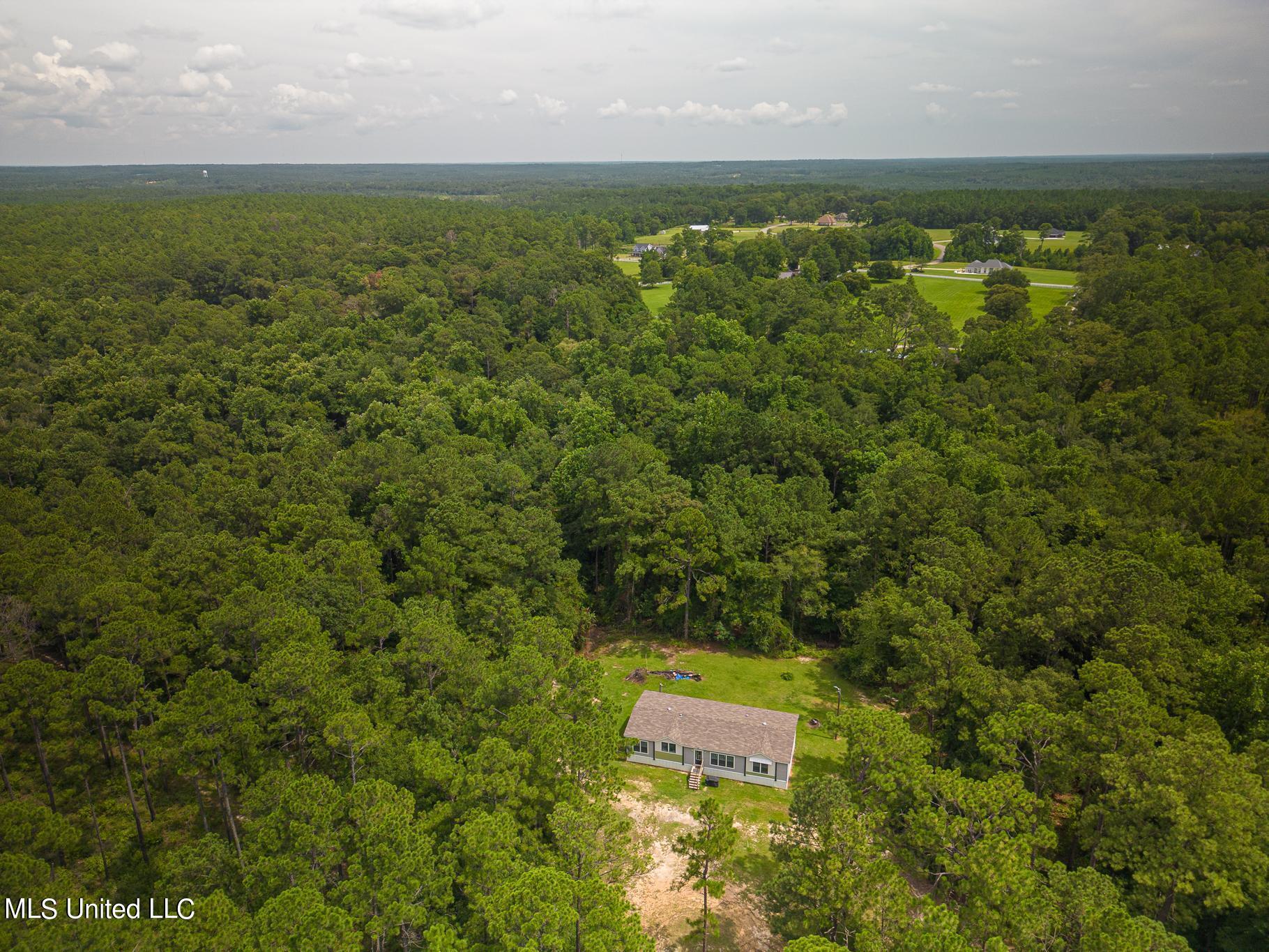 54 Albert Cuave Road Perkinston, MS 39573 - Photo 3 of 23 54 Albert Cuave Road-51