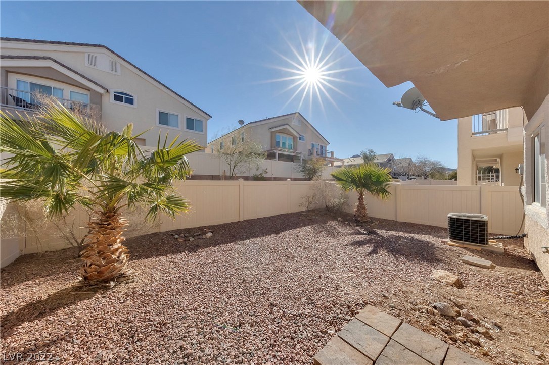 1066 Slate Crossing Lane, Unit 2 Henderson, NV 89002 - Photo 23 of 27