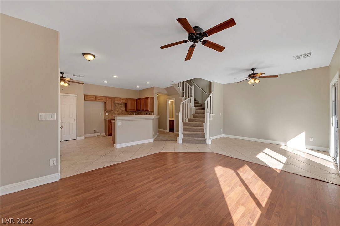 1066 Slate Crossing Lane, Unit 2 Henderson, NV 89002 - Photo 5 of 27