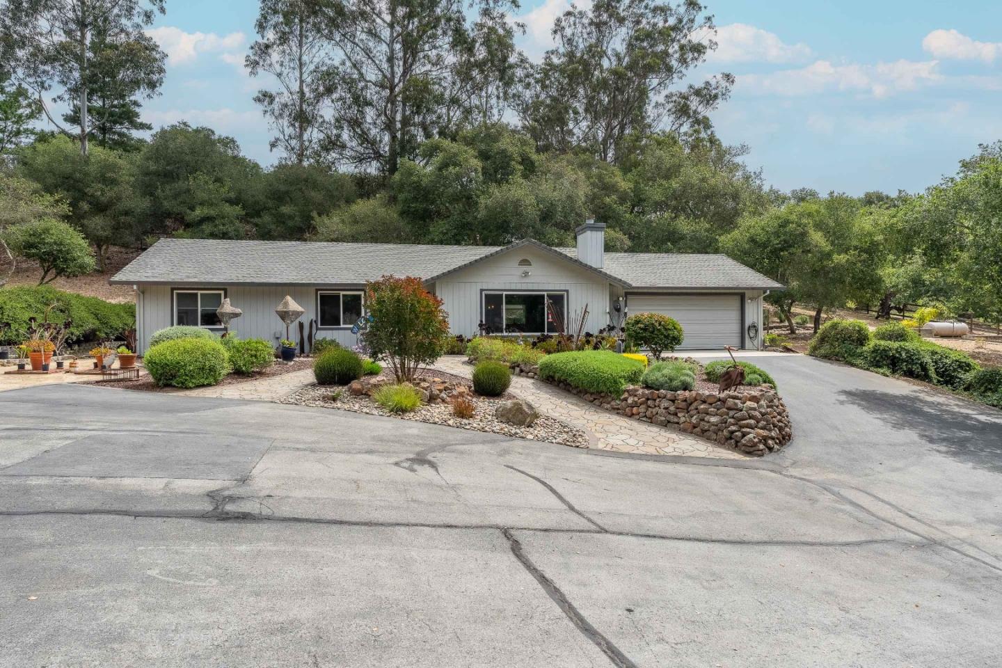 7310 Timeview Way Salinas, CA 93907 - Photo 8 of 58