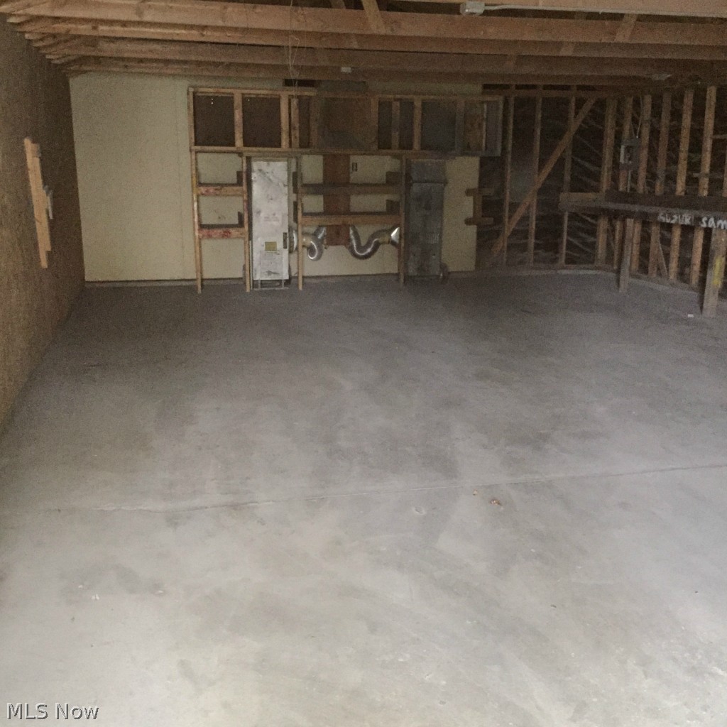 3863 Ridge Road Cleveland, OH 44144 - Photo 3 of 15 Gallery Image 3