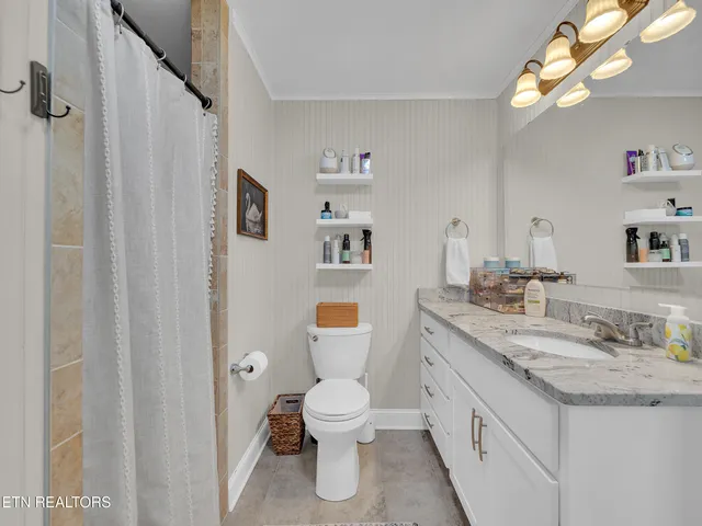 $475,000 | 708 Sweetwater Vonore Road, Sweetwater, TN 37874