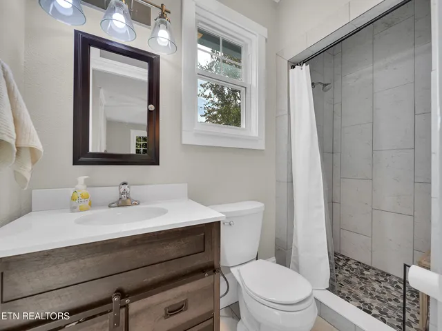 $475,000 | 708 Sweetwater Vonore Road, Sweetwater, TN 37874