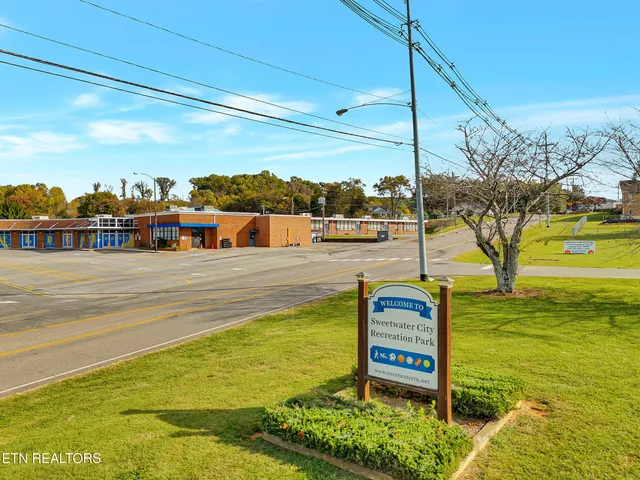 $475,000 | 708 Sweetwater Vonore Road, Sweetwater, TN 37874