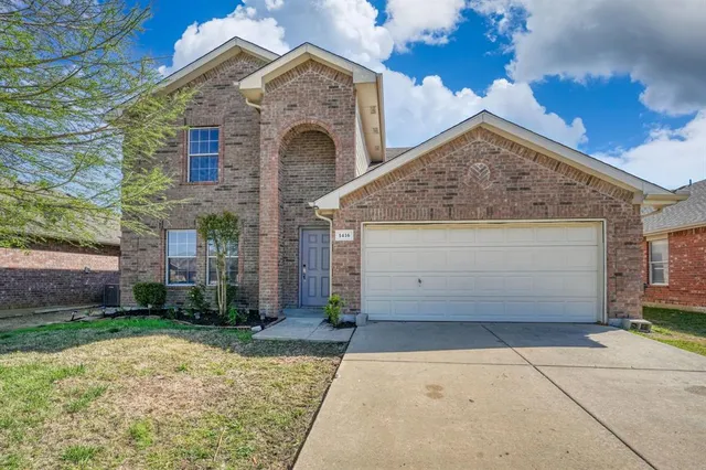 $2,800 | 1416 Puerto Lago Drive, Little Elm, TX 75068