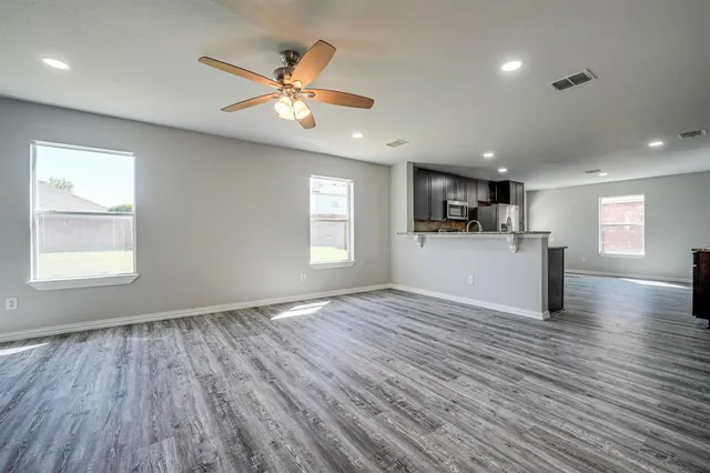 $2,800 | 1416 Puerto Lago Drive, Little Elm, TX 75068