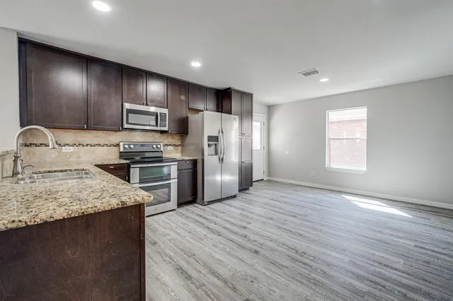 $2,800 | 1416 Puerto Lago Drive, Little Elm, TX 75068