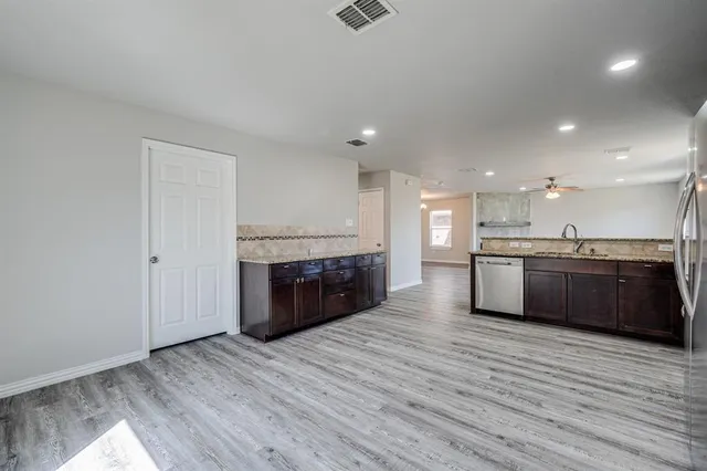 $2,800 | 1416 Puerto Lago Drive, Little Elm, TX 75068