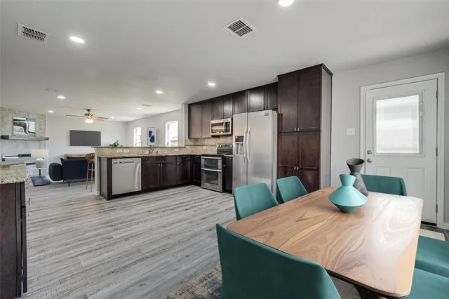 $2,800 | 1416 Puerto Lago Drive, Little Elm, TX 75068