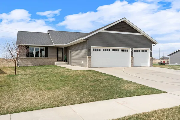$465,000 | 2217 Anchorage Drive, Mankato, MN 56003