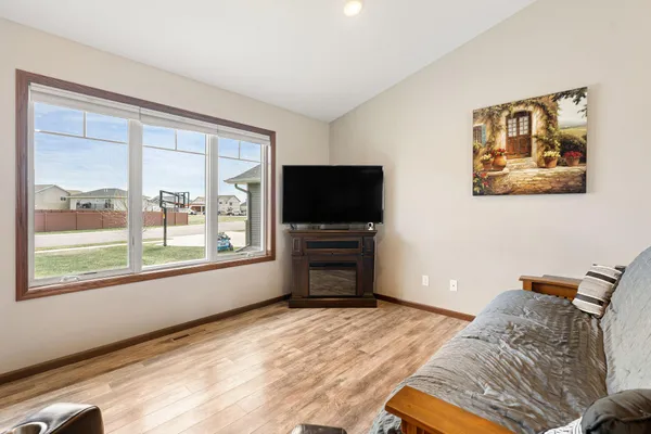 $465,000 | 2217 Anchorage Drive, Mankato, MN 56003