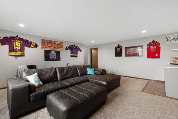 $465,000 | 2217 Anchorage Drive, Mankato, MN 56003