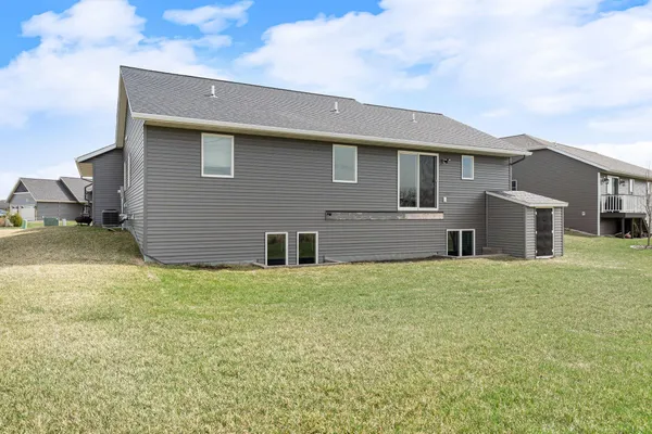 $465,000 | 2217 Anchorage Drive, Mankato, MN 56003