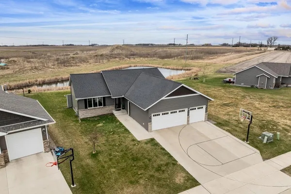 $465,000 | 2217 Anchorage Drive, Mankato, MN 56003