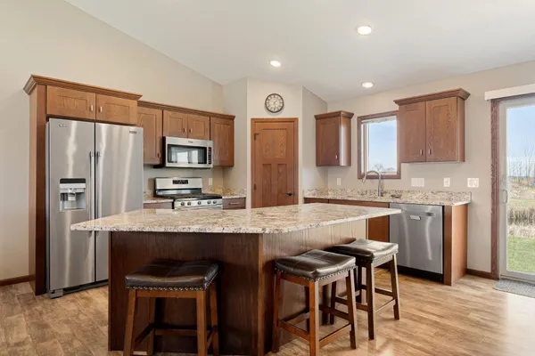 $465,000 | 2217 Anchorage Drive, Mankato, MN 56003