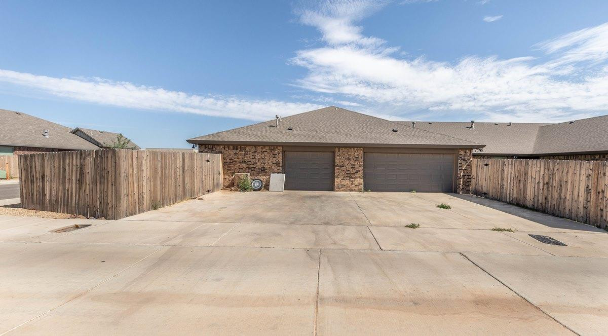 2545 137th Street Lubbock, TX 79423 - Photo 23 of 26 a view of a backyard of the house