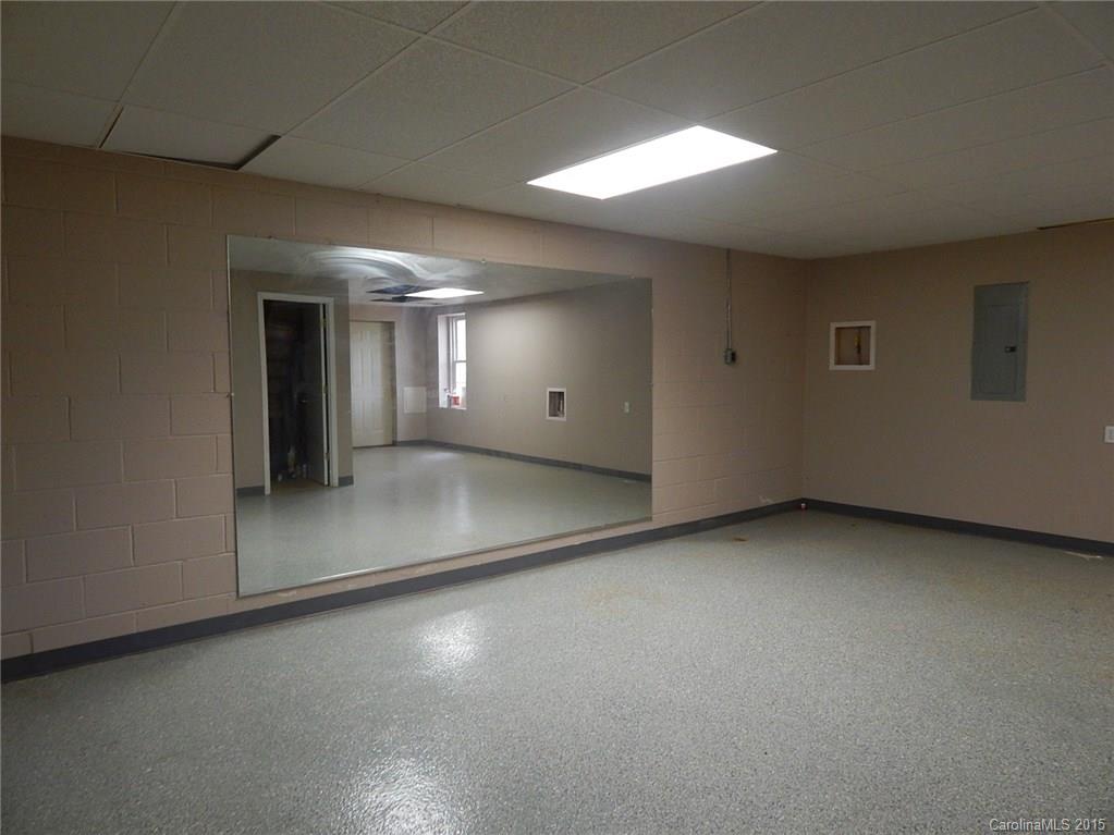 259 West Lewis Ferry Road Statesville, NC 28677 - Photo 16 of 23 Gallery Image 16