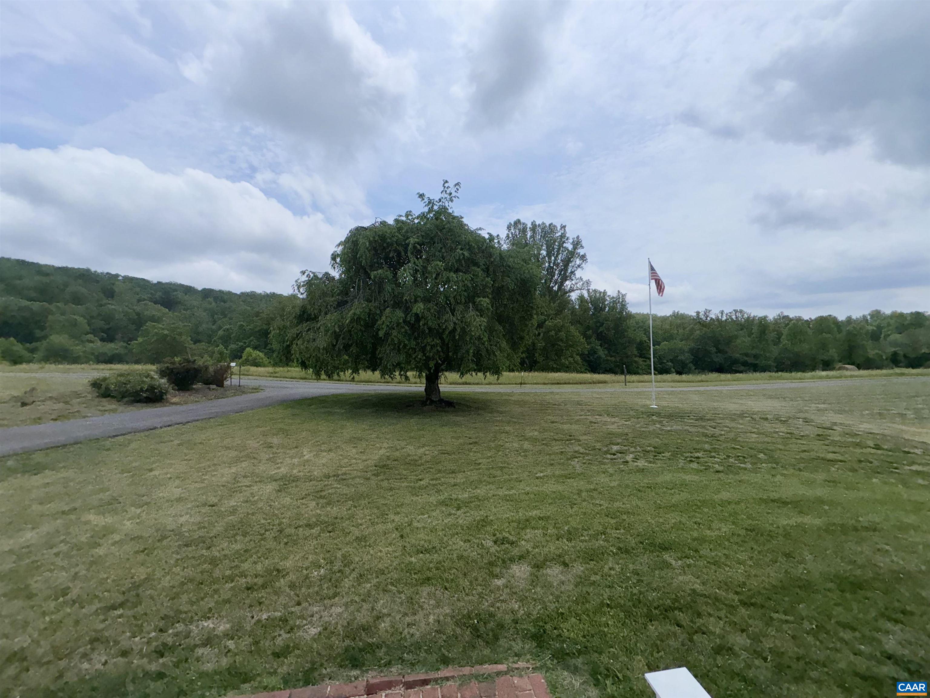 601 Lake View Lane Lovingston, VA 22949 - Photo 19 of 28