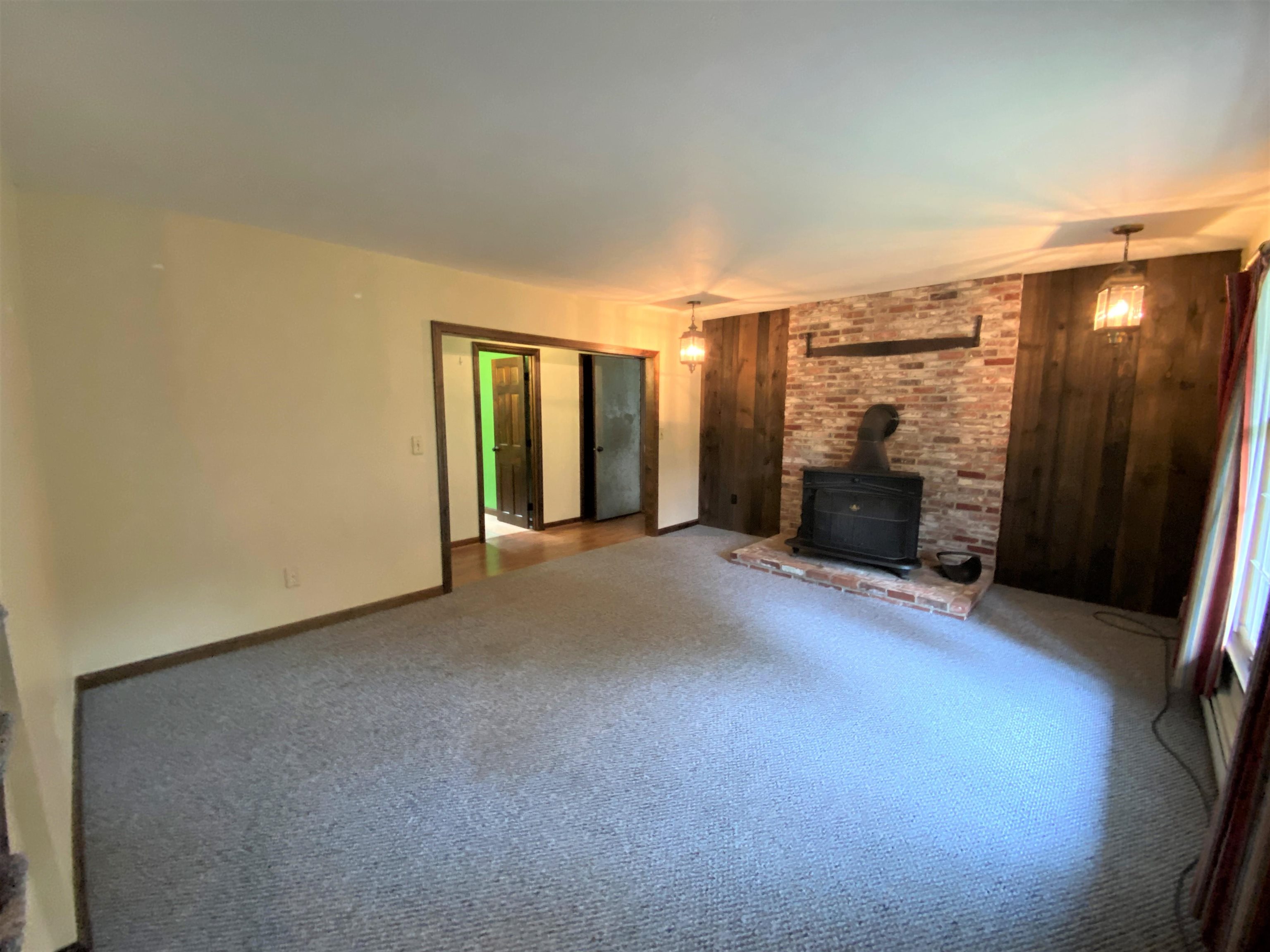 284 Huse Road Manchester, NH 03103 - Photo 11 of 31