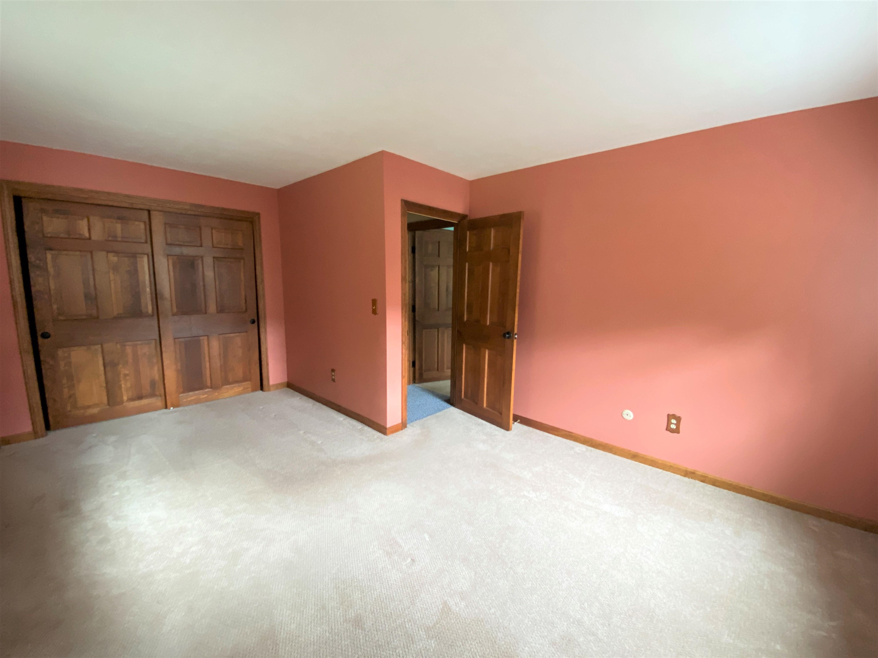 284 Huse Road Manchester, NH 03103 - Photo 23 of 31