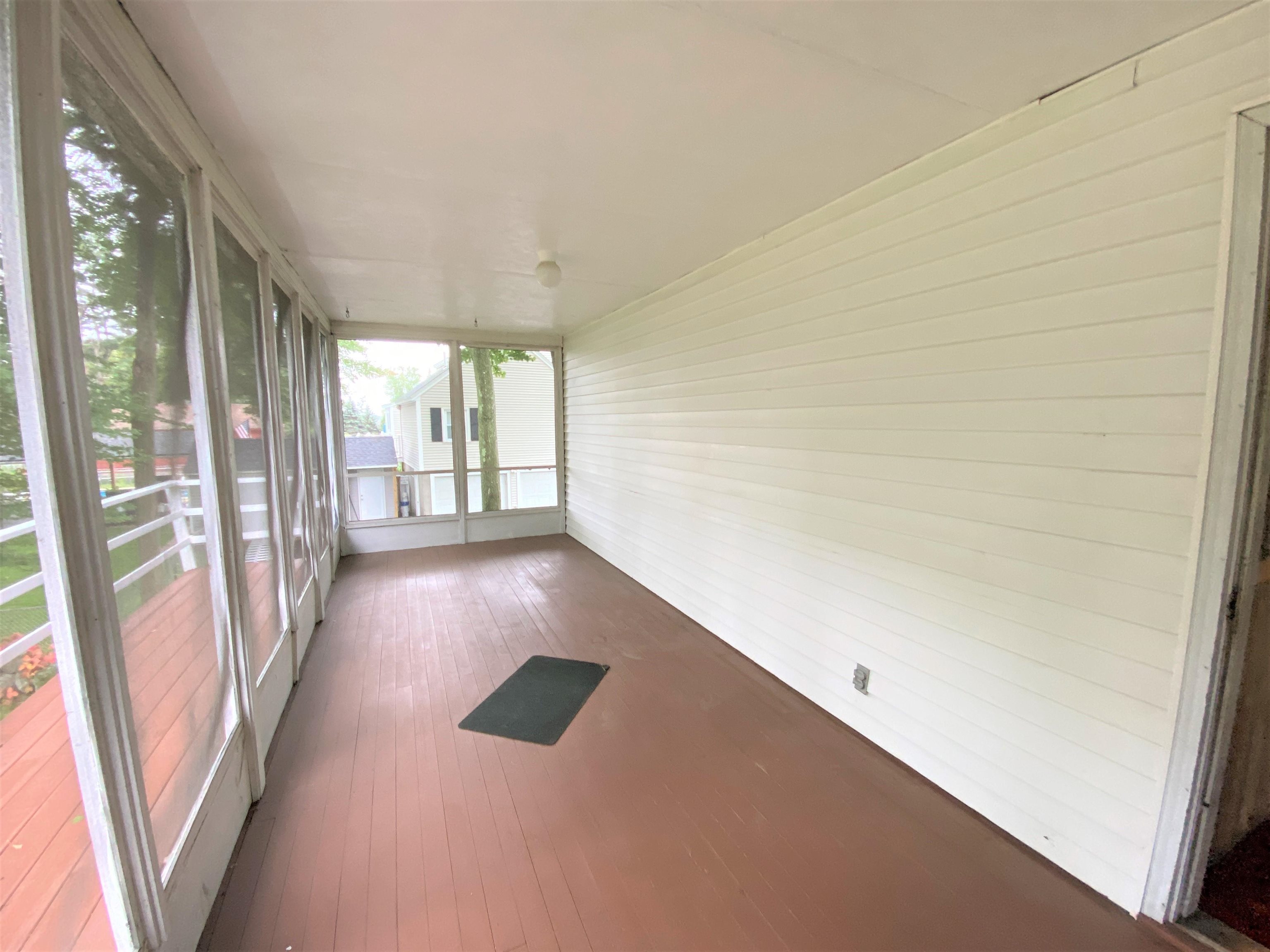 284 Huse Road Manchester, NH 03103 - Photo 26 of 31