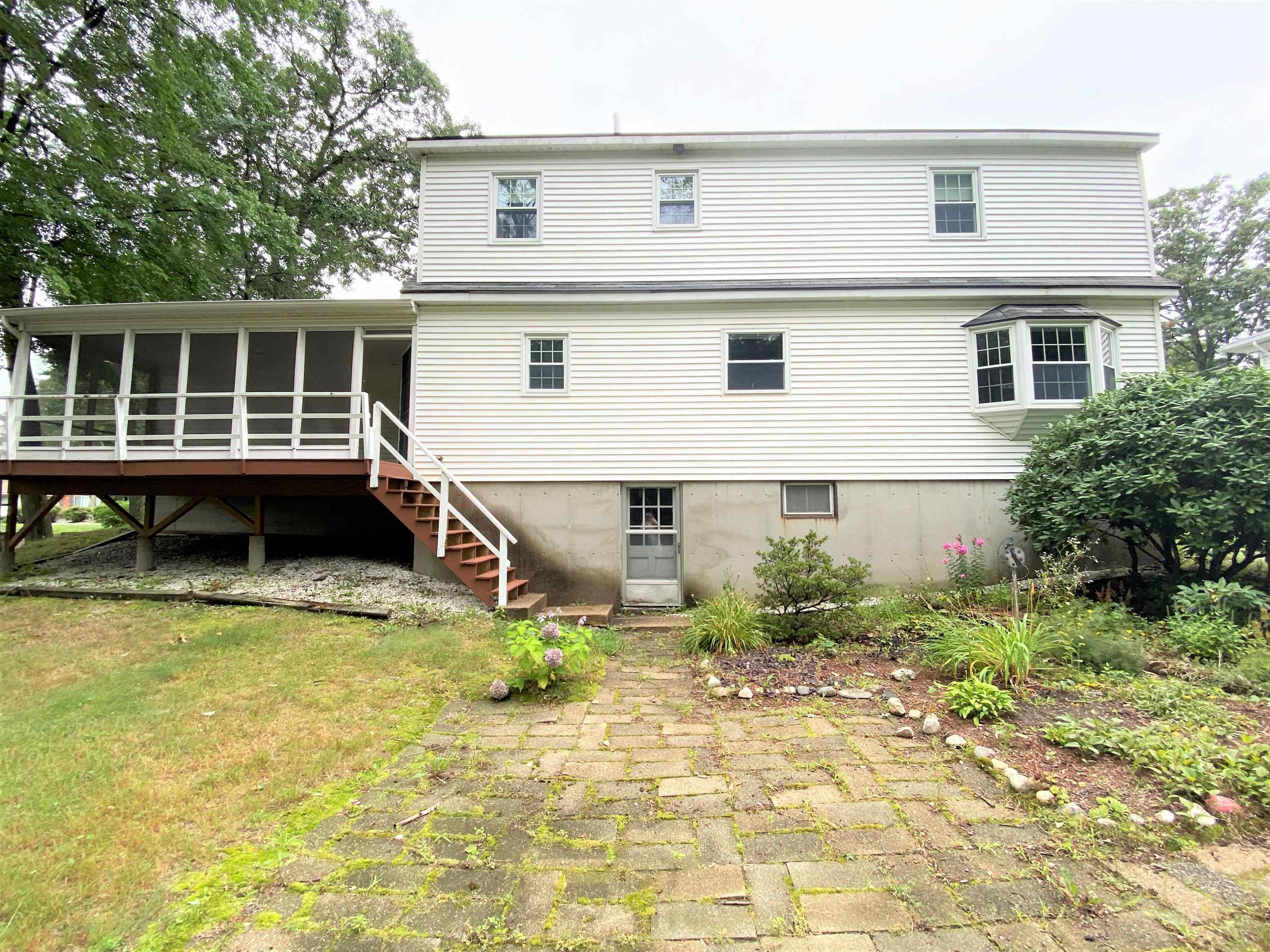 284 Huse Road Manchester, NH 03103 - Photo 30 of 31