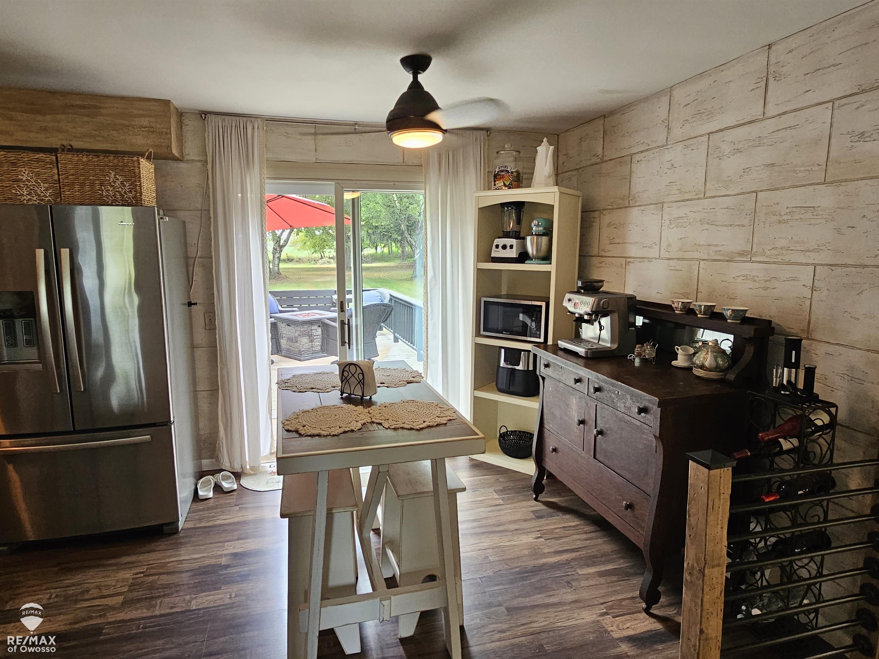 7090 South M-52 Road Owosso, MI 48867 - Photo 8 of 31 Dining Room