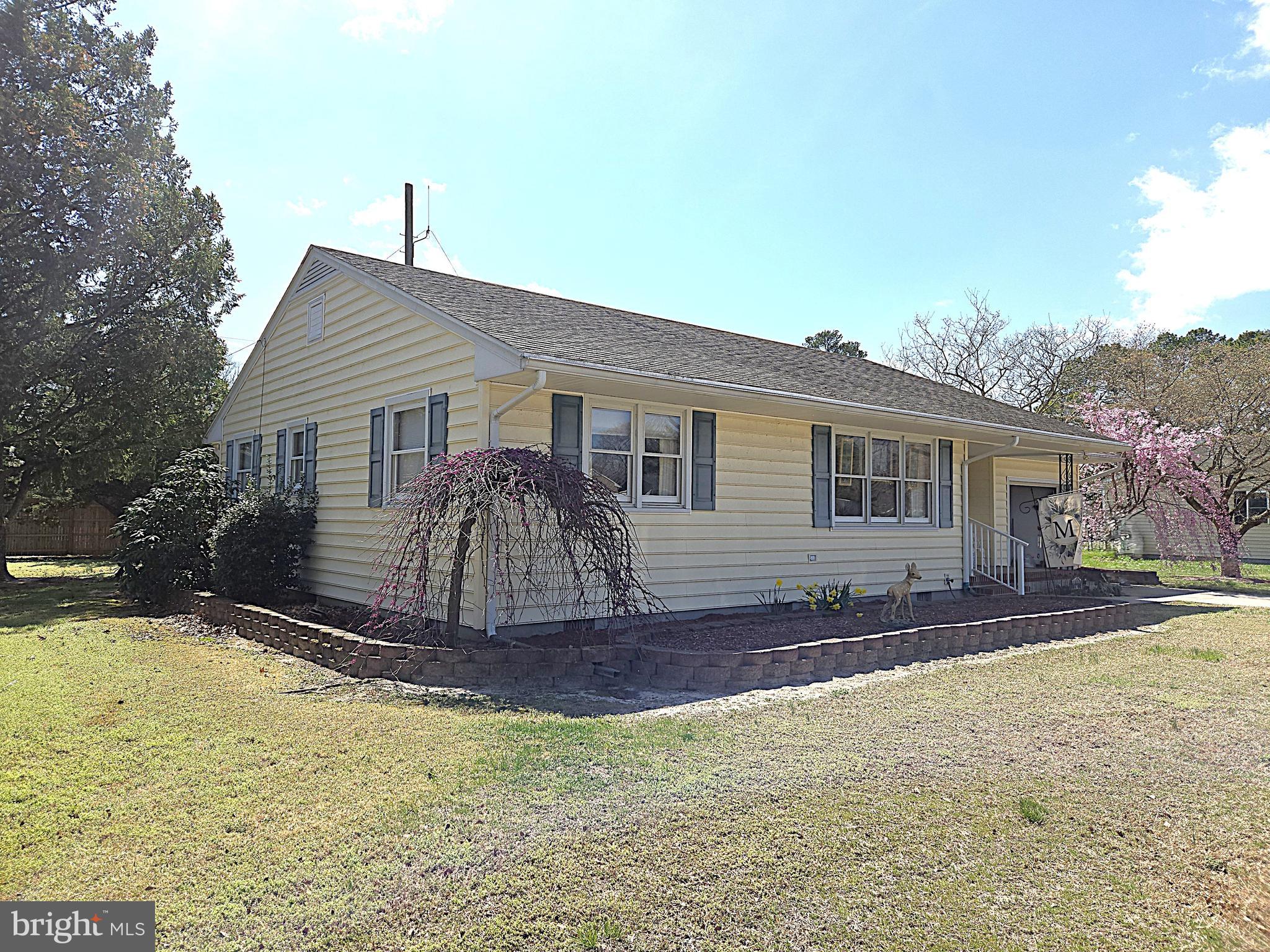 116 Broadcreek Road Laurel, DE 19956 - Photo 2 of 21 a view of a house with a yard