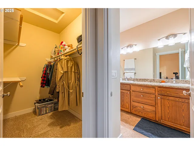 $538,000 | 4161 Southeast Inlet Avenue, Lincoln City, OR 97367