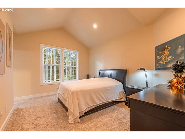 $538,000 | 4161 Southeast Inlet Avenue, Lincoln City, OR 97367