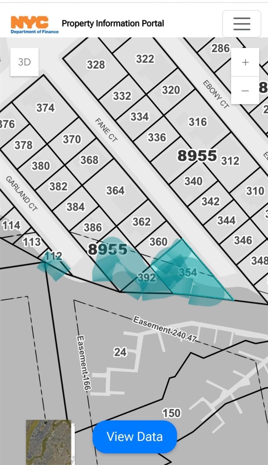 103 Fane Court Brooklyn, NY 11229 - Photo 4 of 11 a view of a book shelf