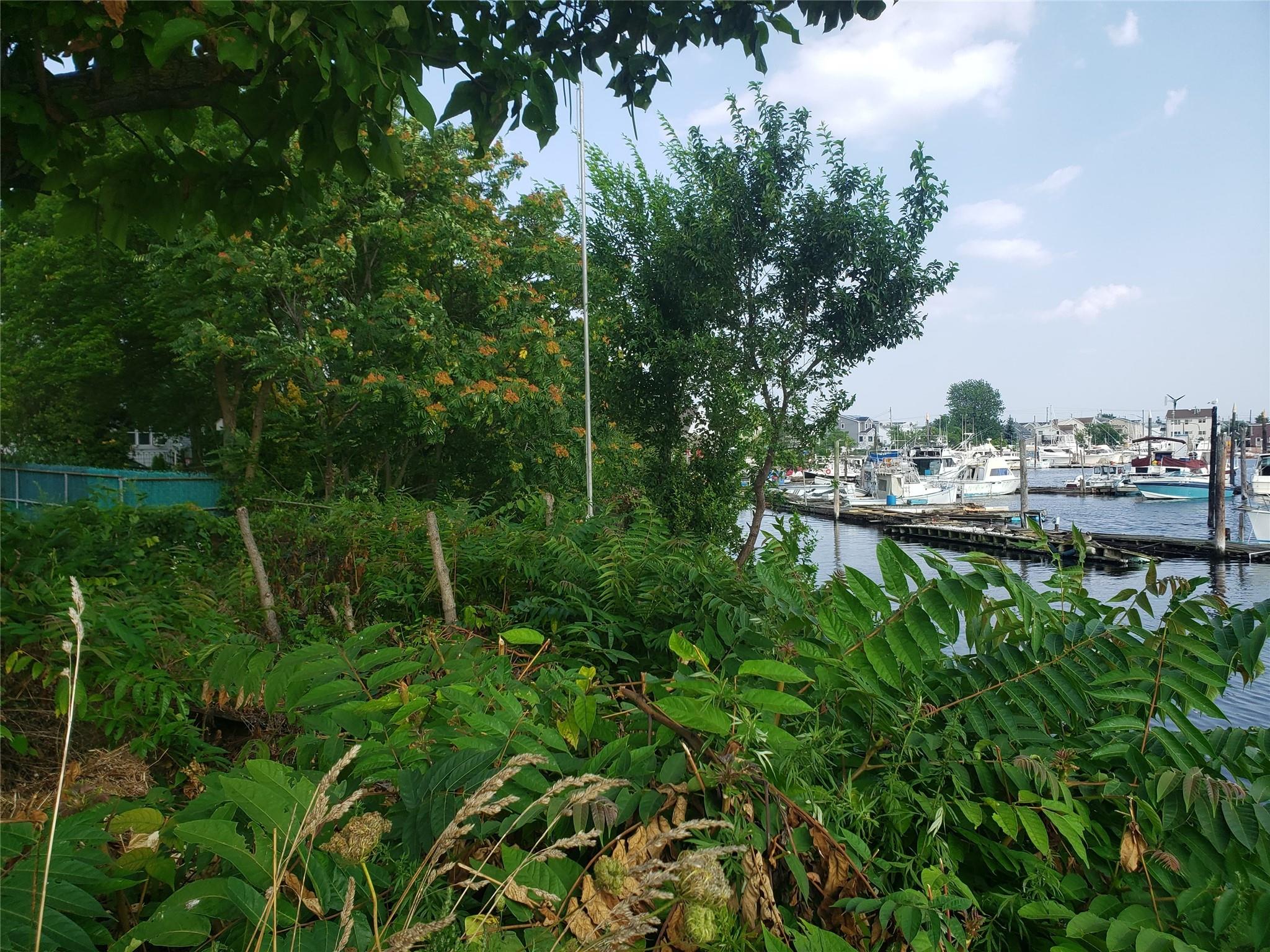 103 Fane Court Brooklyn, NY 11229 - Photo 6 of 11