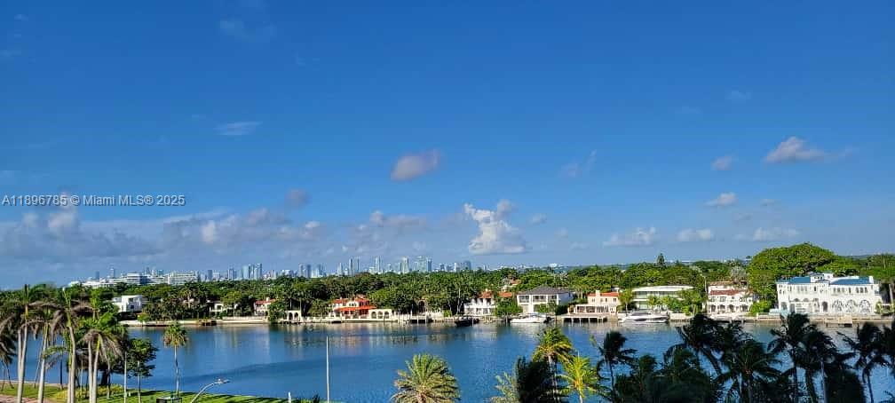 5401 Collins Avenue, Unit 214 Miami Beach, FL 33140 - Photo 36 of 37