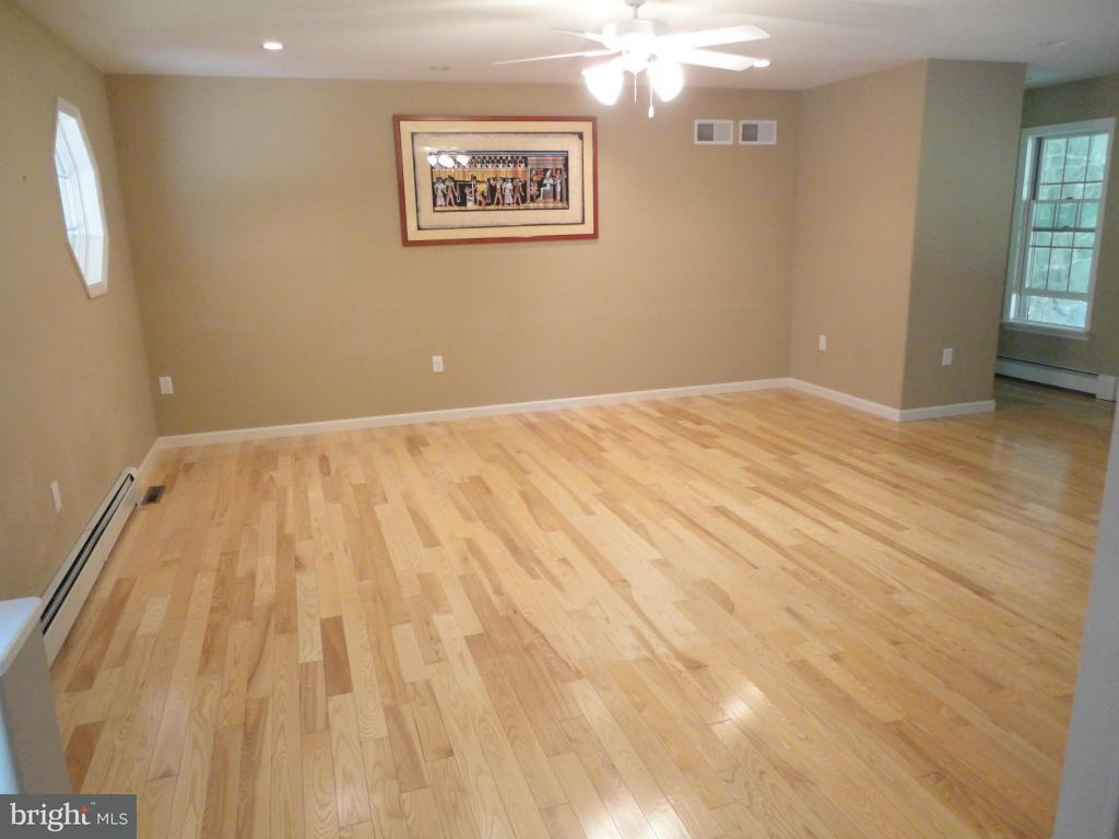 760 King Pen Road Kirkwood, PA 17536 - Photo 7 of 25
