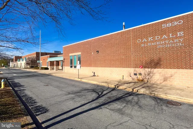 $570,000 | 5941 Tomahawk Street, New Market, MD 21774