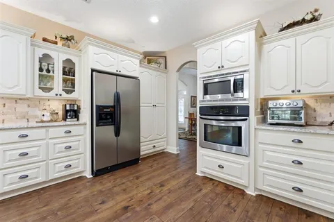 $549,000 | 1467 Hickory Ridge Drive, Lake Charles, LA 70611