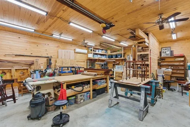 $549,000 | 1467 Hickory Ridge Drive, Lake Charles, LA 70611