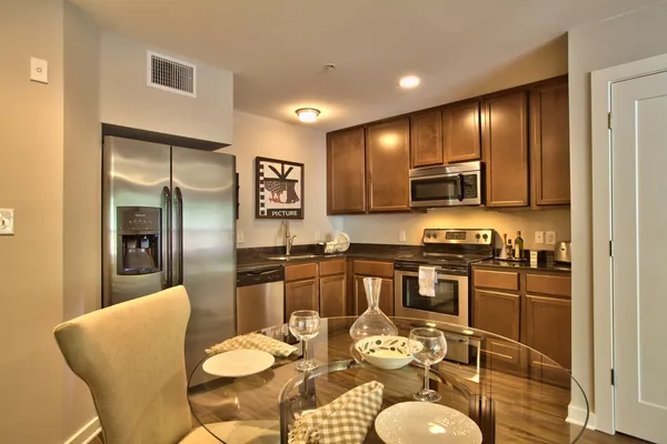 $1,425 | 924 East 51st Street, Unit 106, Austin, TX 78751